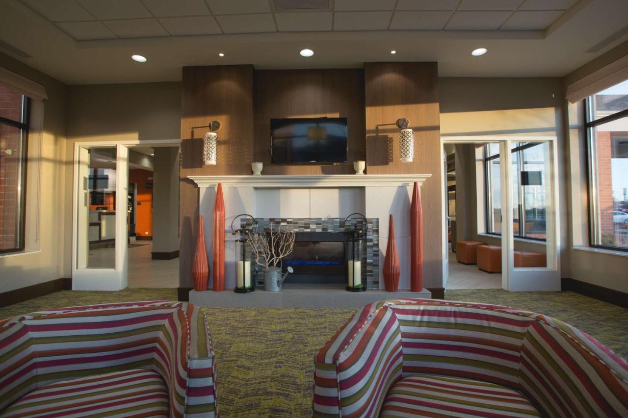 Hilton Garden Inn Bolingbrook I-55 Экстерьер фото