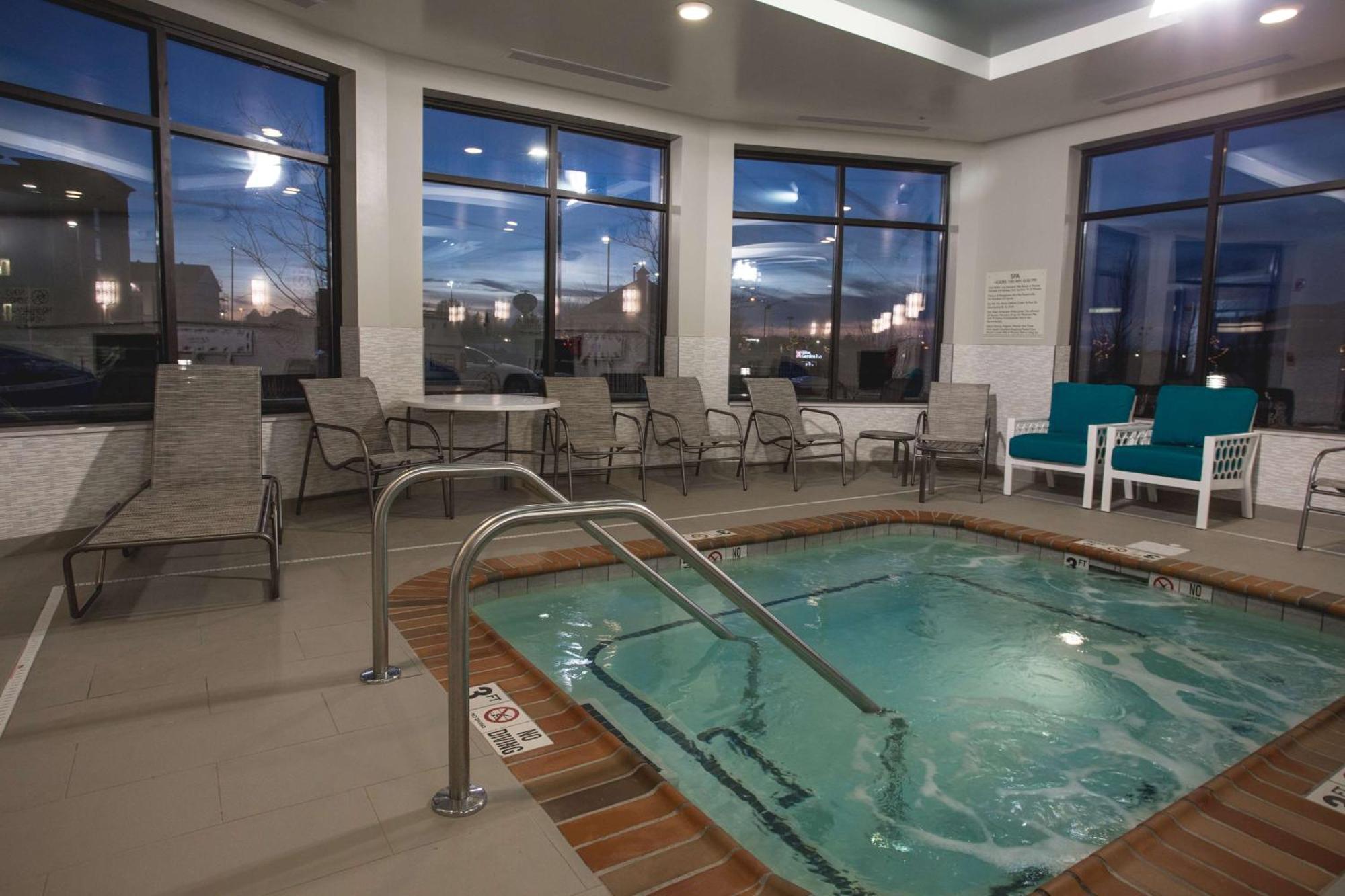 Hilton Garden Inn Bolingbrook I-55 Экстерьер фото
