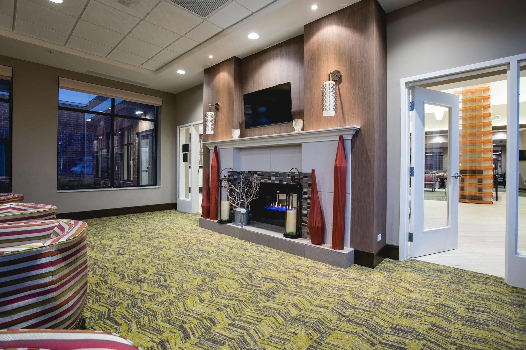Hilton Garden Inn Bolingbrook I-55 Экстерьер фото